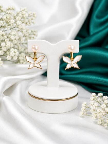 Buy Trendy Earrings, Hair Claw, Lunch Boxes Online | Esyko Buy Trendy Earrings, Hair Claw, Lunch Boxes Online | Esyko