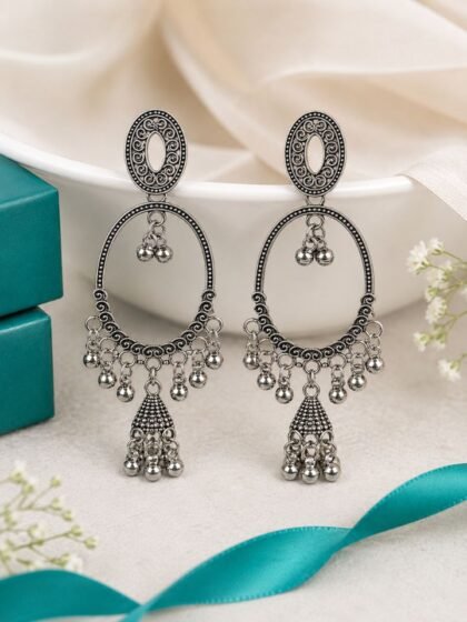 Buy Trendy Earrings, Hair Claw, Lunch Boxes Online | Esyko